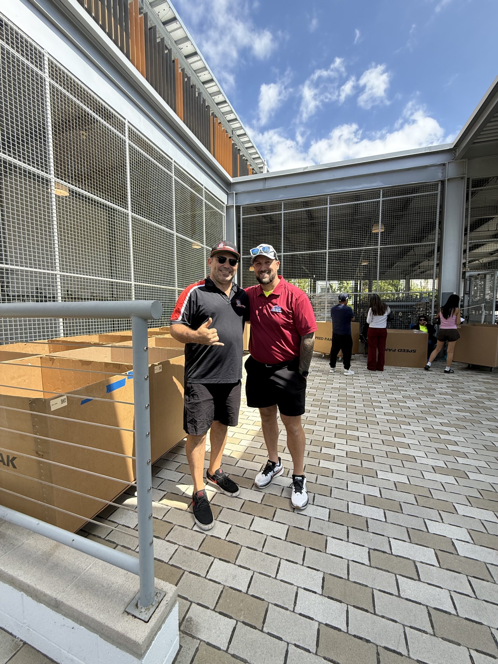 Student Movers team at UC Irvine during college move-in